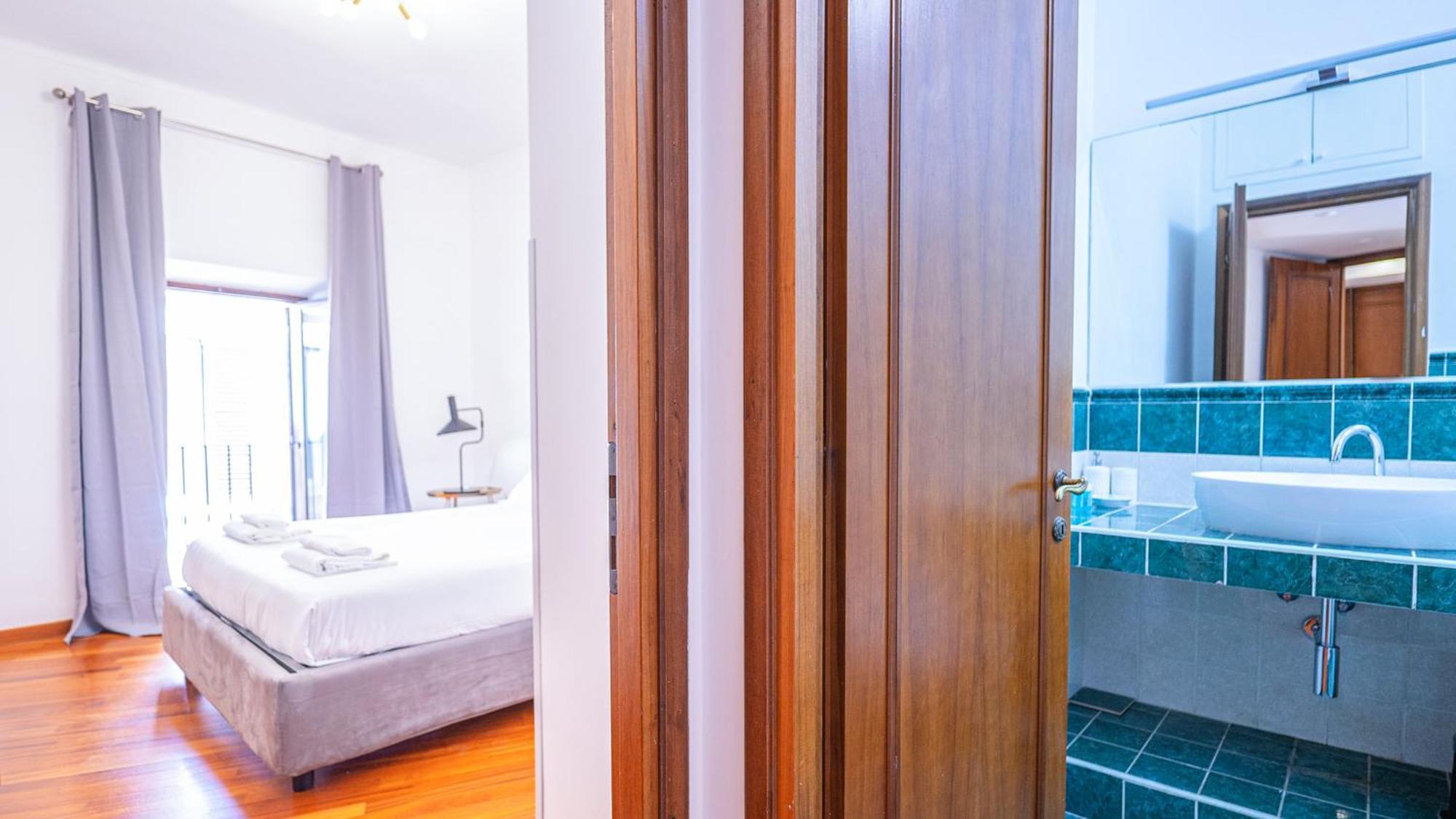 Piazza Navona Elegant And Central Three-Room Apt 로마 외부 사진